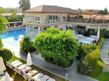 Sun Club Side