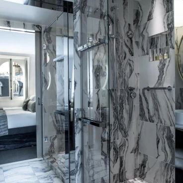 La Clef Champs-Élysées Paris by The Crest Collection