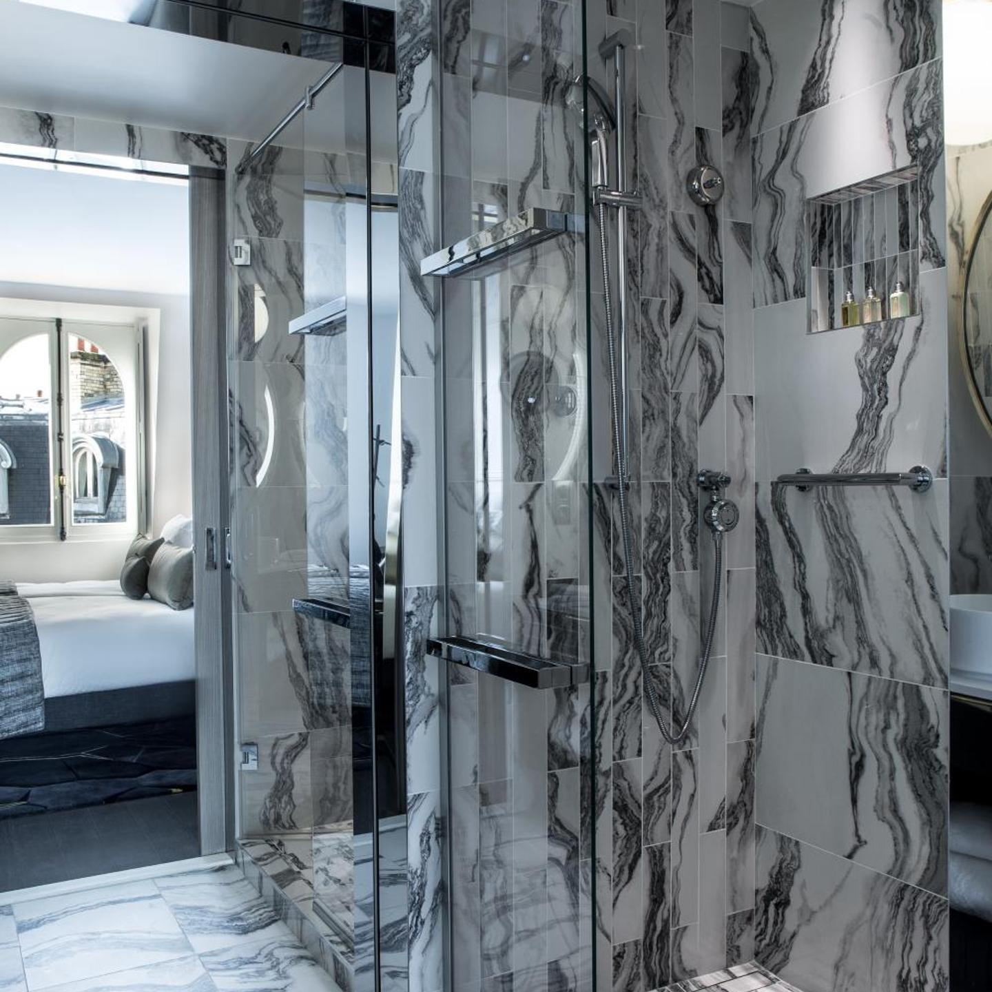 La Clef Champs-Élysées Paris by The Crest Collection