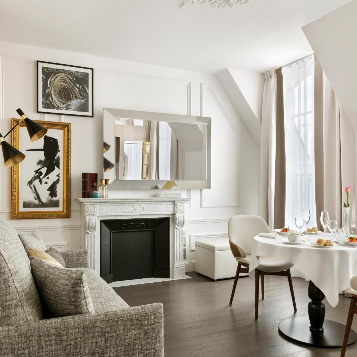 La Clef Champs-Élysées Paris by The Crest Collection