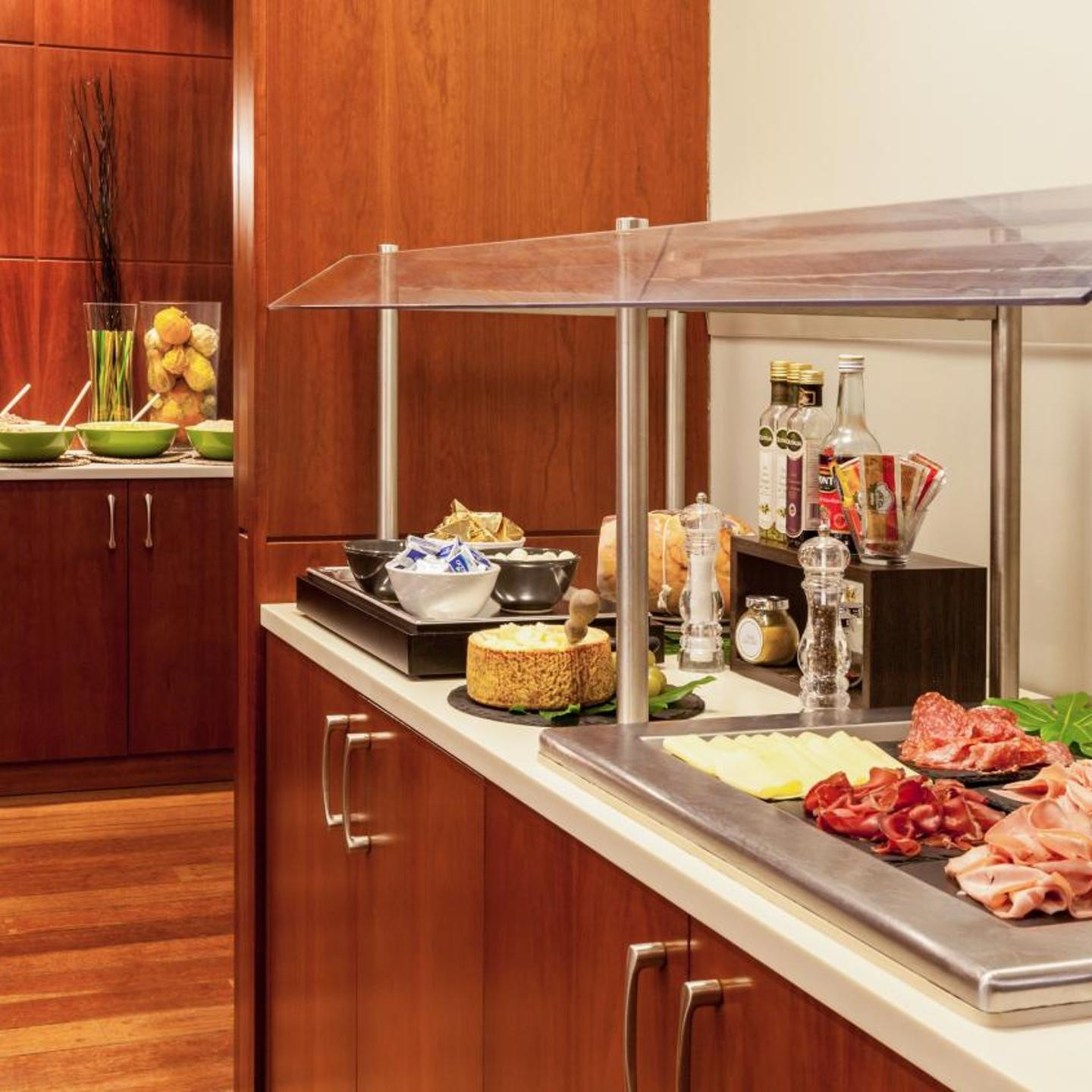 Holiday Inn Milan Garibaldi Station, an IHG Hotel