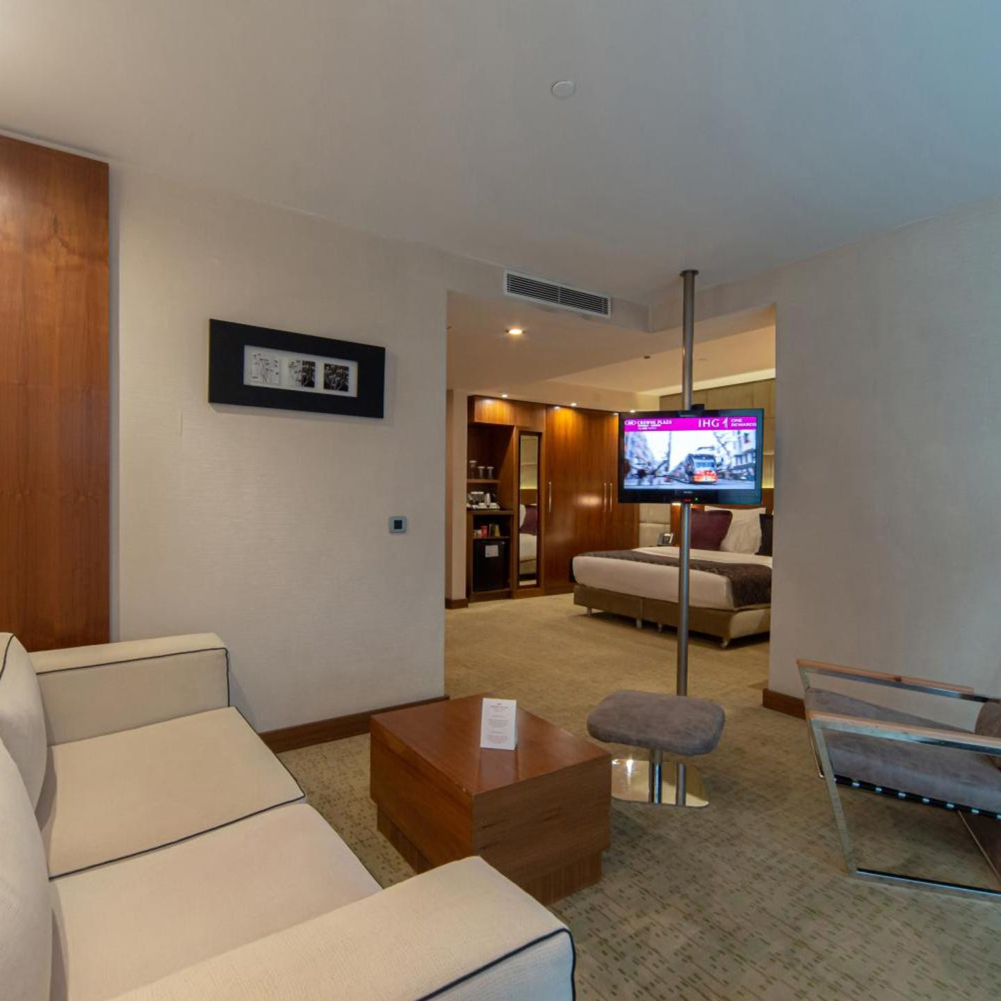 Crowne Plaza Istanbul Harbiye, an IHG Hotel