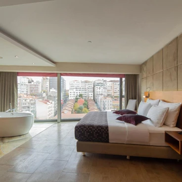 Crowne Plaza Istanbul Harbiye, an IHG Hotel
