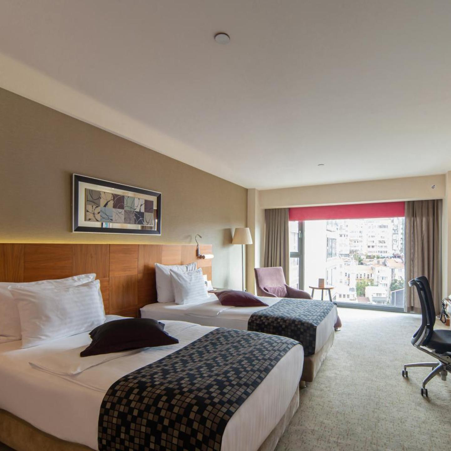 Crowne Plaza Istanbul Harbiye, an IHG Hotel
