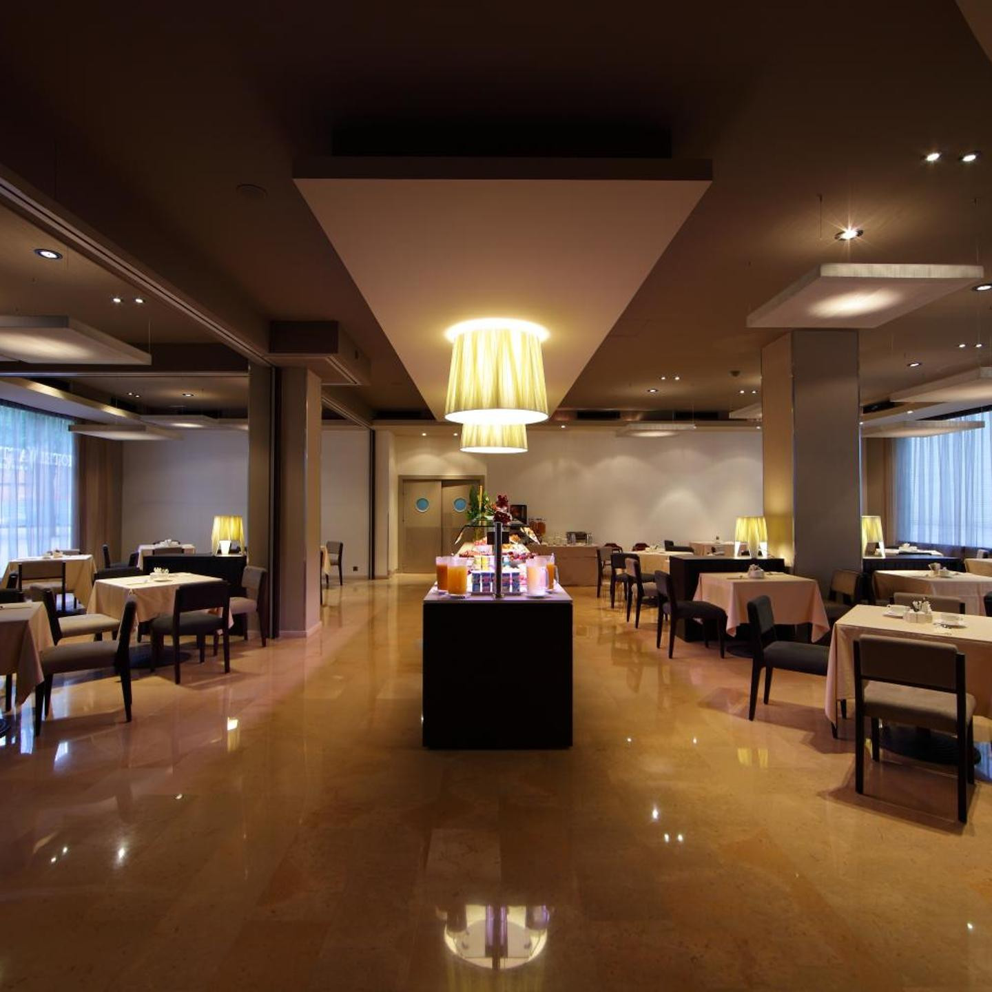 Attica 21 Barcelona Mar