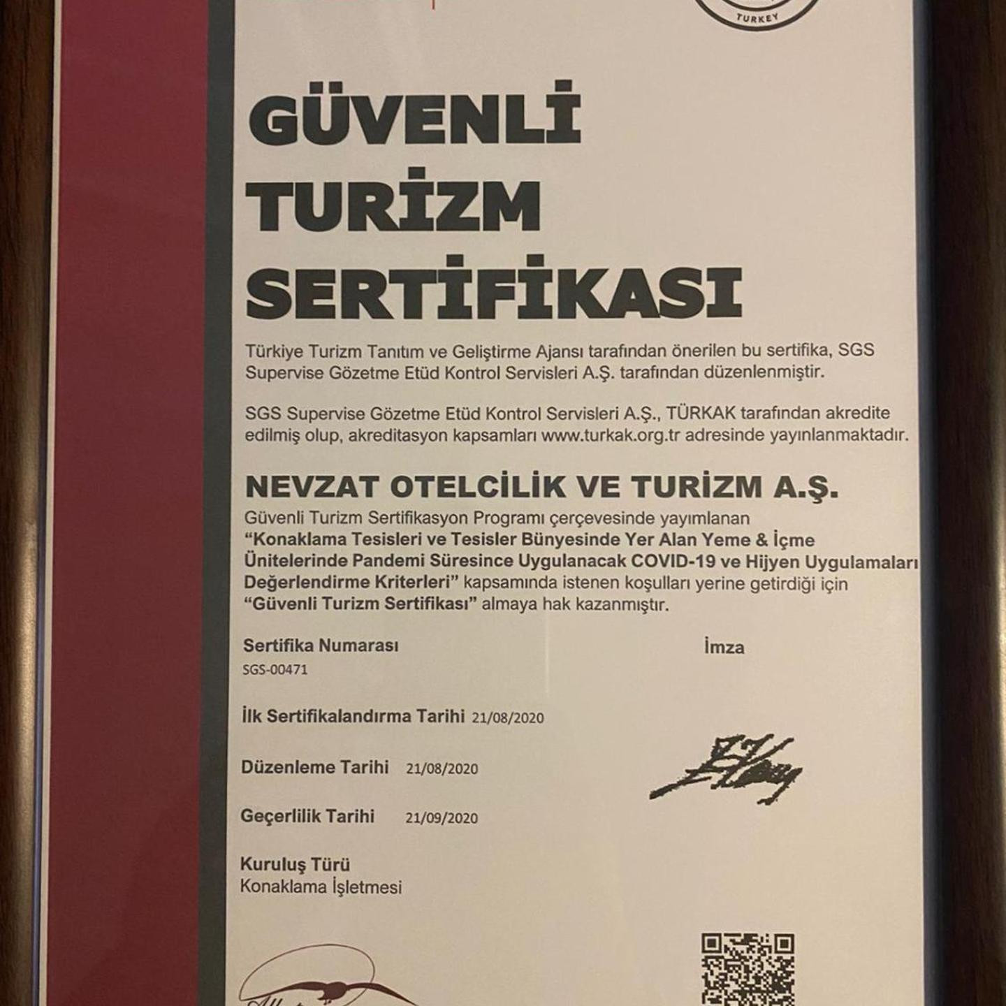 Albatros Premier Hotel