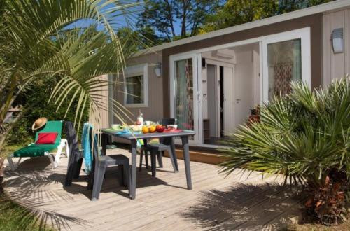 Mobile Homes by KelAir at Camping La Sirene