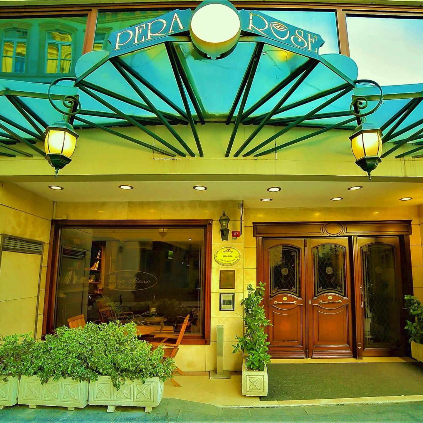 Pera Rose Hotel