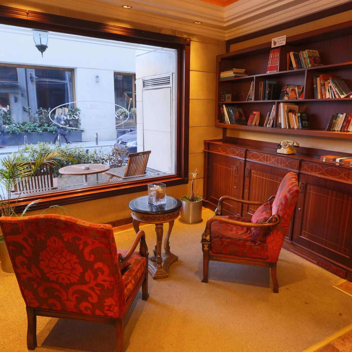 Pera Rose Hotel