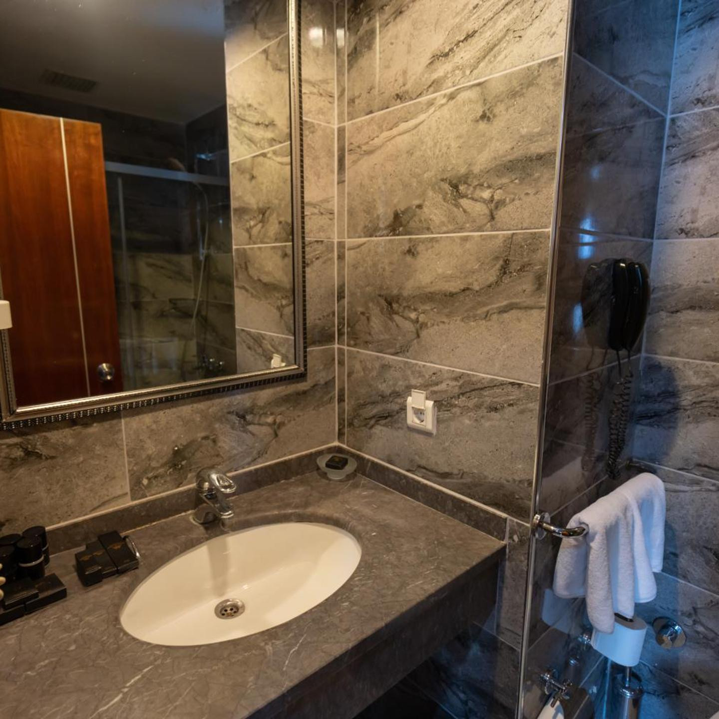 Hotel The Green Park Bostanci