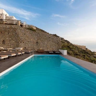 Cova Mykonos Suites