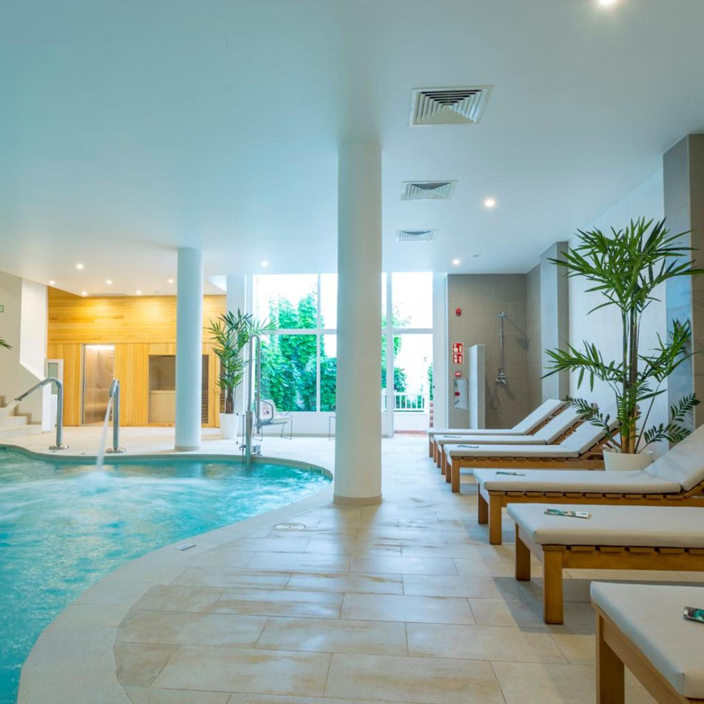 Parque Nereida Suites Hotel