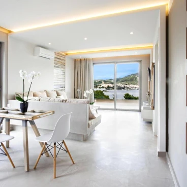 Core Luxury Suites