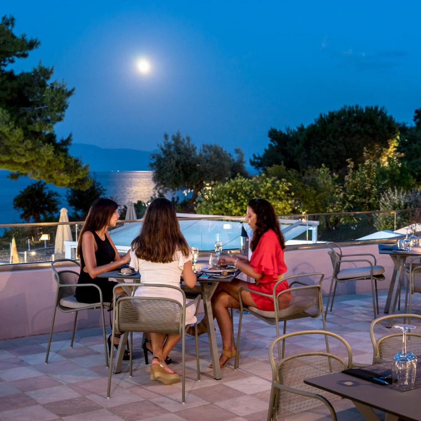 Porto Galini Seaside Resort & Spa