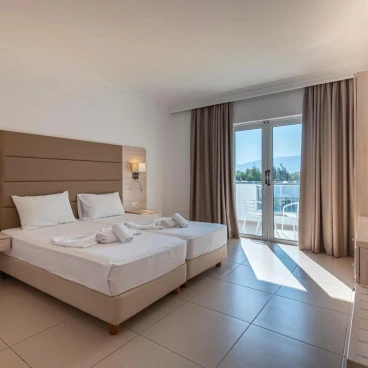 Aegean Blu Hotel & Apartments