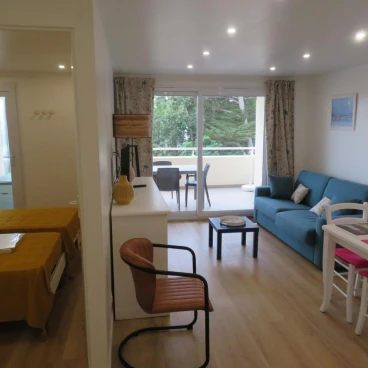 Résidence Vacances Royal Park - Appartement T2 avec Terrasse Vue Piscine - 300M Plage de La Baule