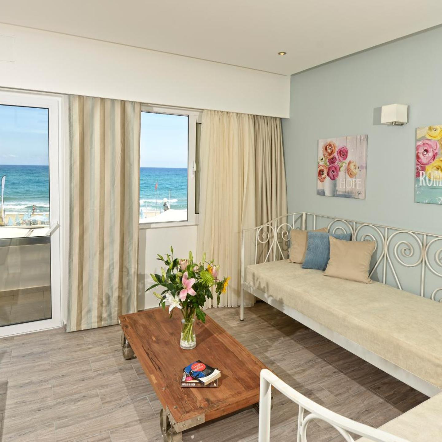Princess Irini Sea Front ApartHotel