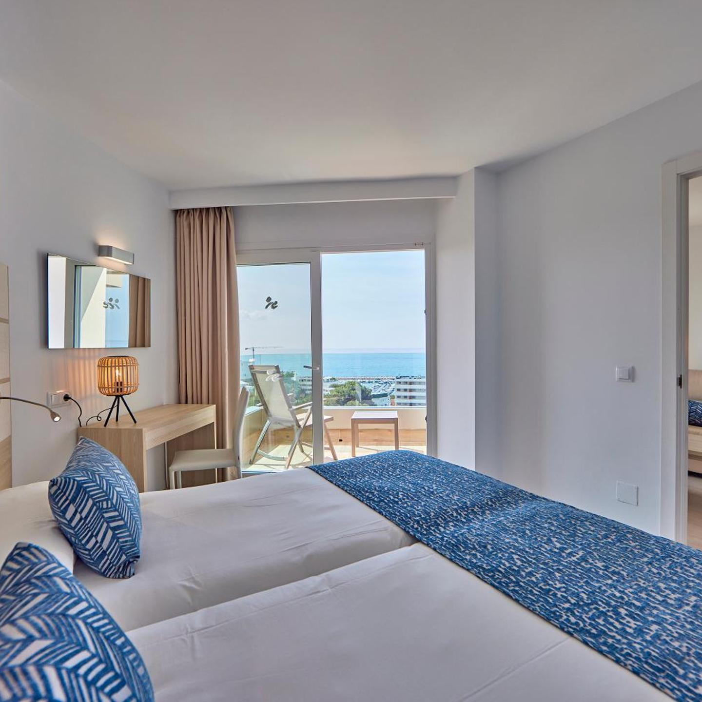 Tomir Portals Suites - Adults Only