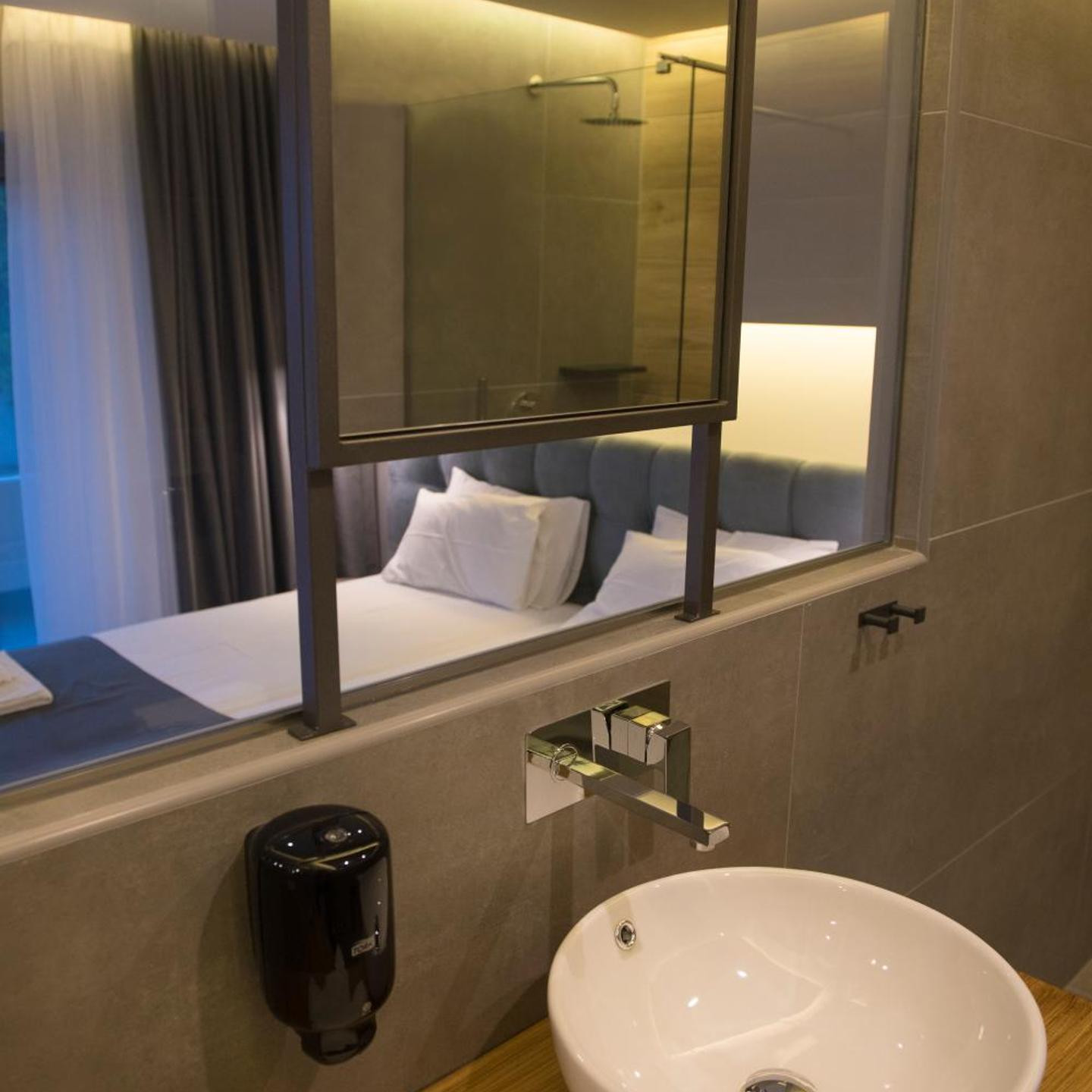 Golden Star Hotel - Adults Only (+16)