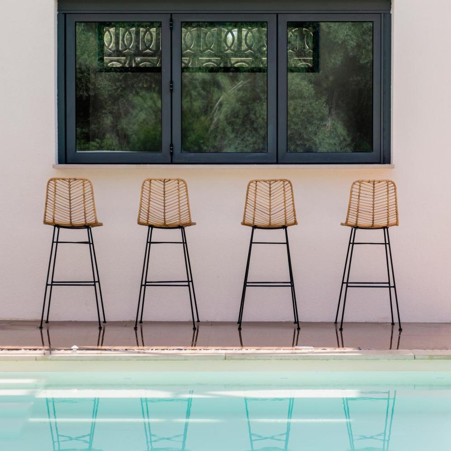 13 Keys Suites