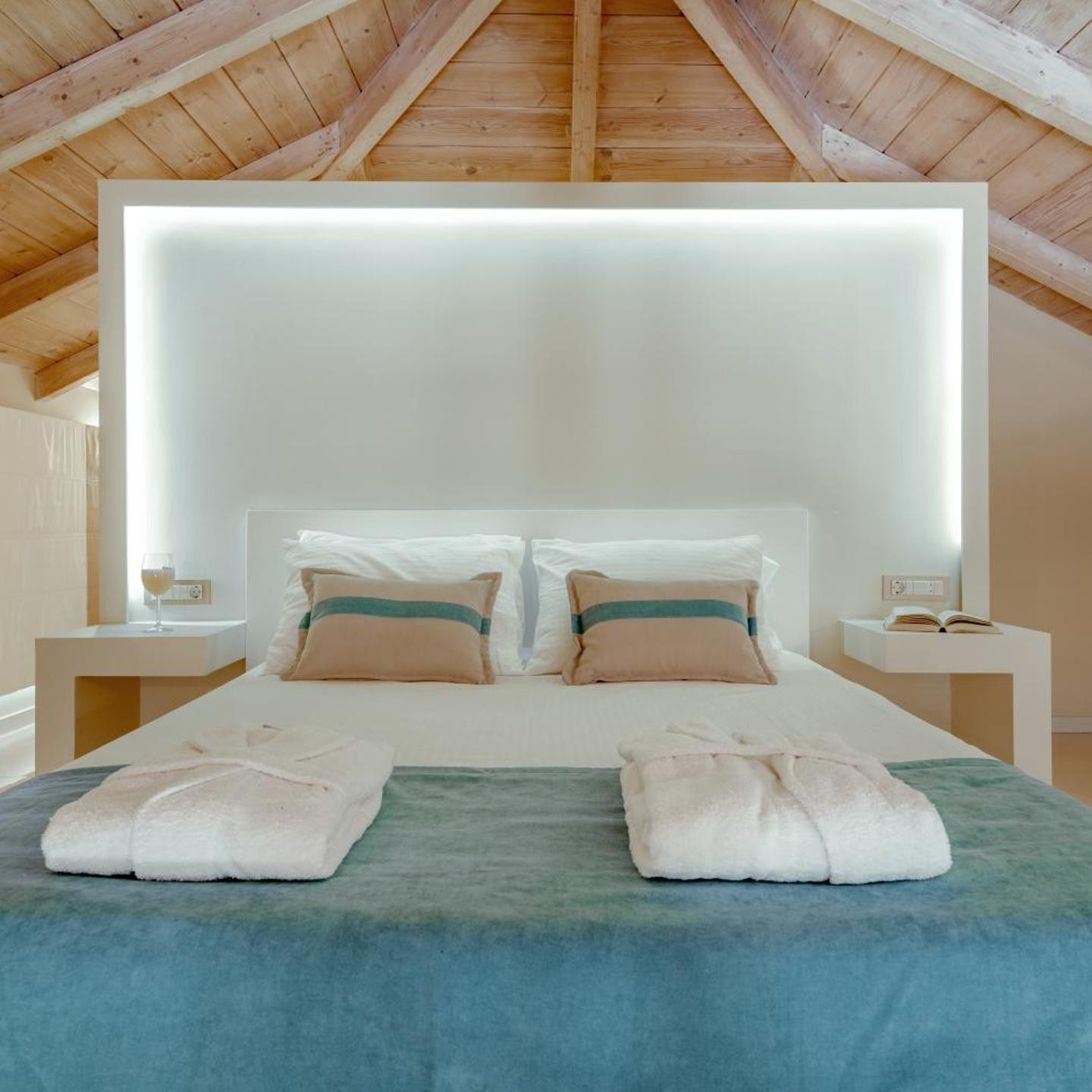 Chryssi Akti Family Villas