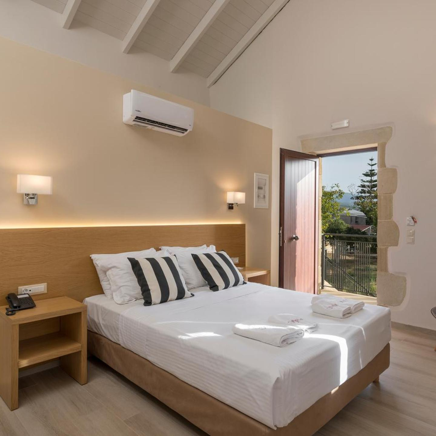 Spilia Village Hotel & Villas