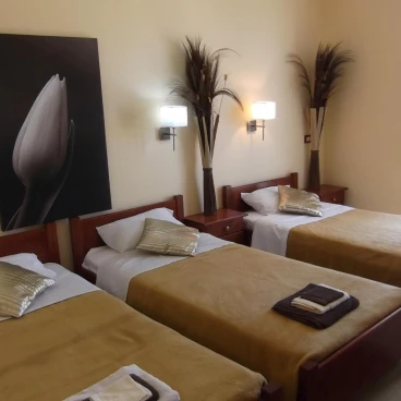 Mariana Hotel