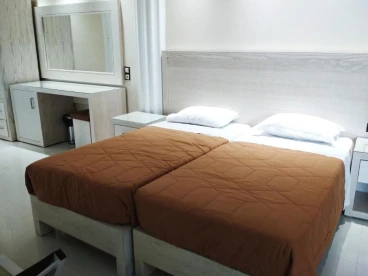 Mariana Hotel