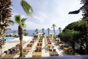 Anitas Beach Hotel