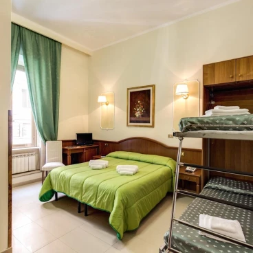 Cambridge Hotel