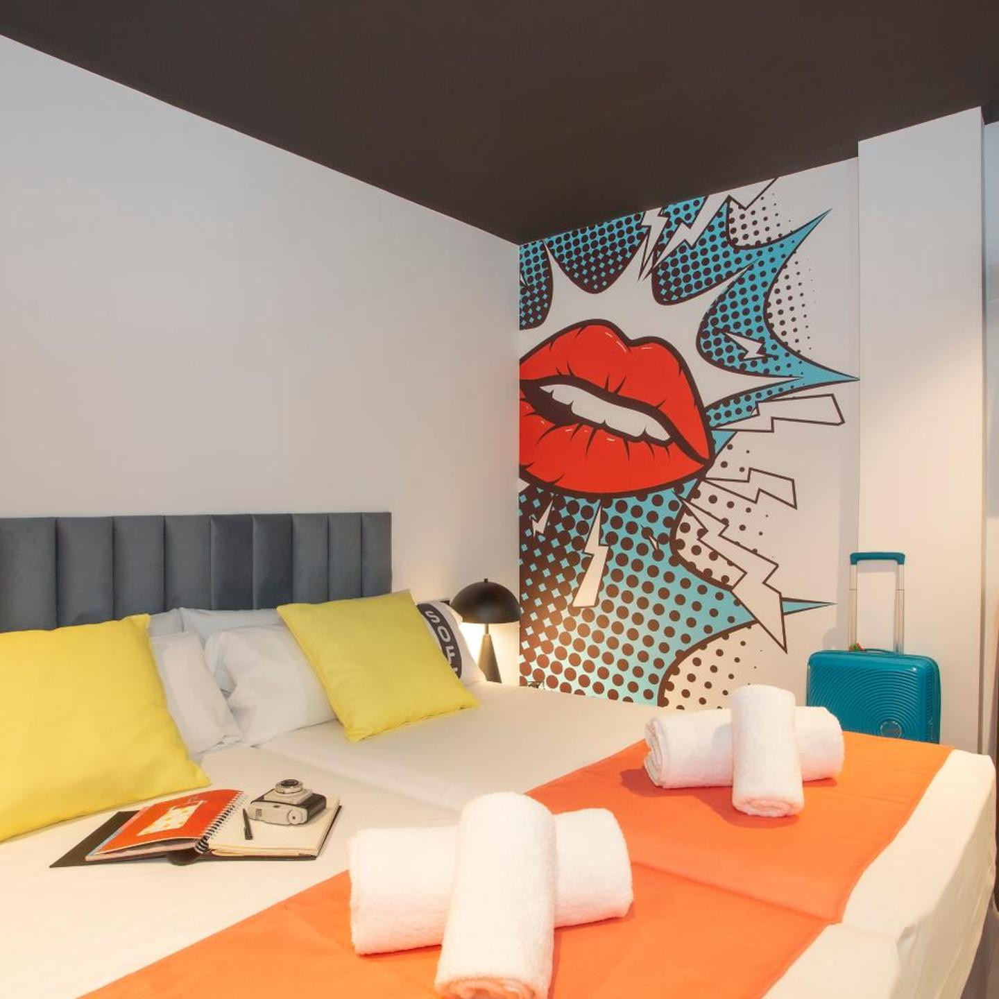 Casual Pop Art Benidorm