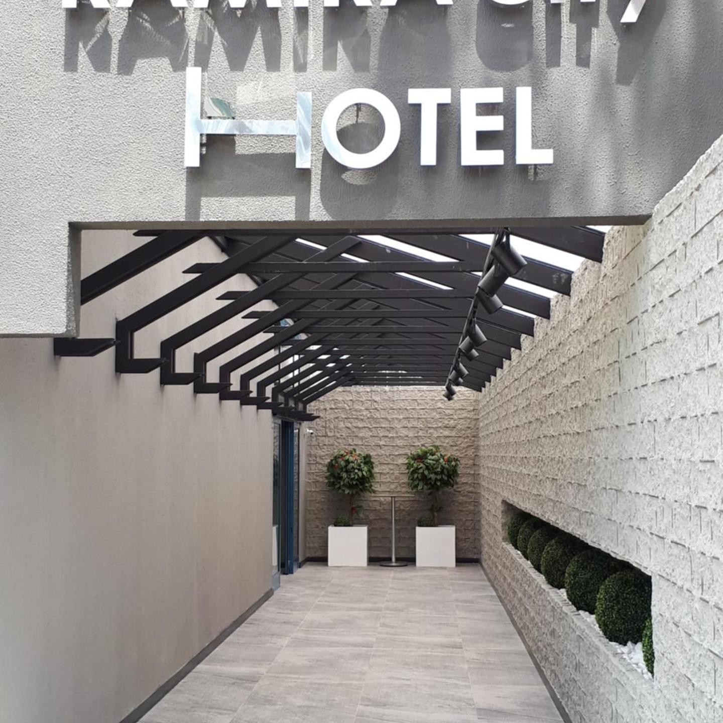 Ramira City Hotel - Adult Only (16+)
