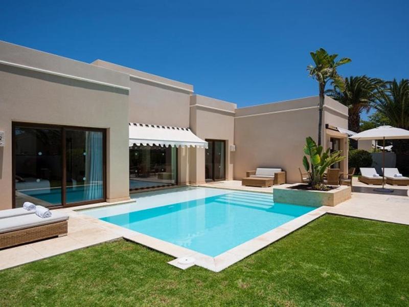 Alondra Villas & Suites