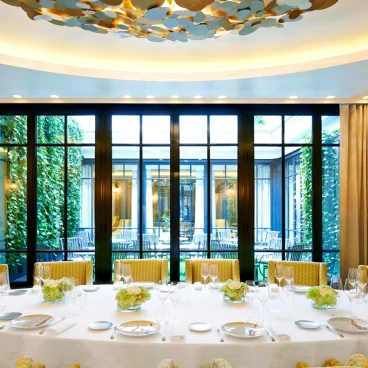 Le Burgundy Paris