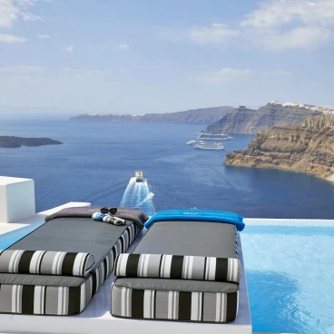 Alti Santorini Suites