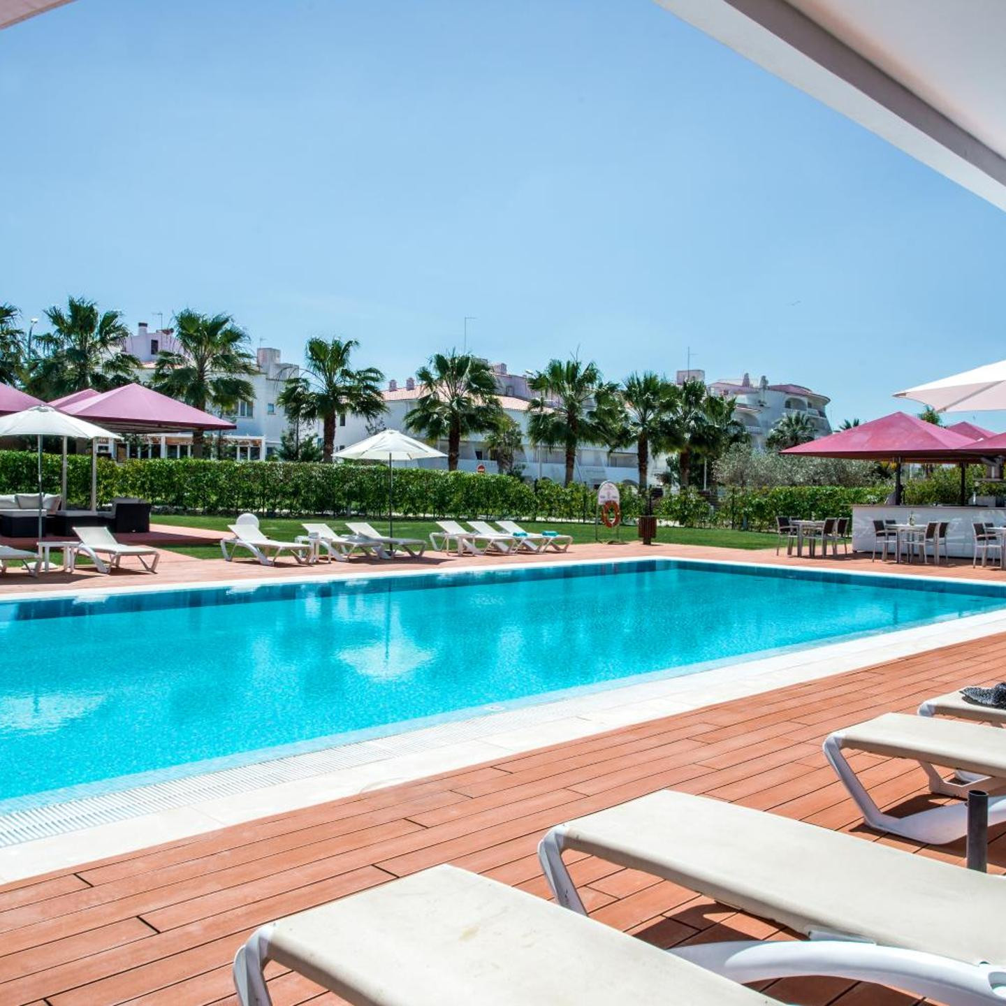 Areias Village Beach Suite Hotel