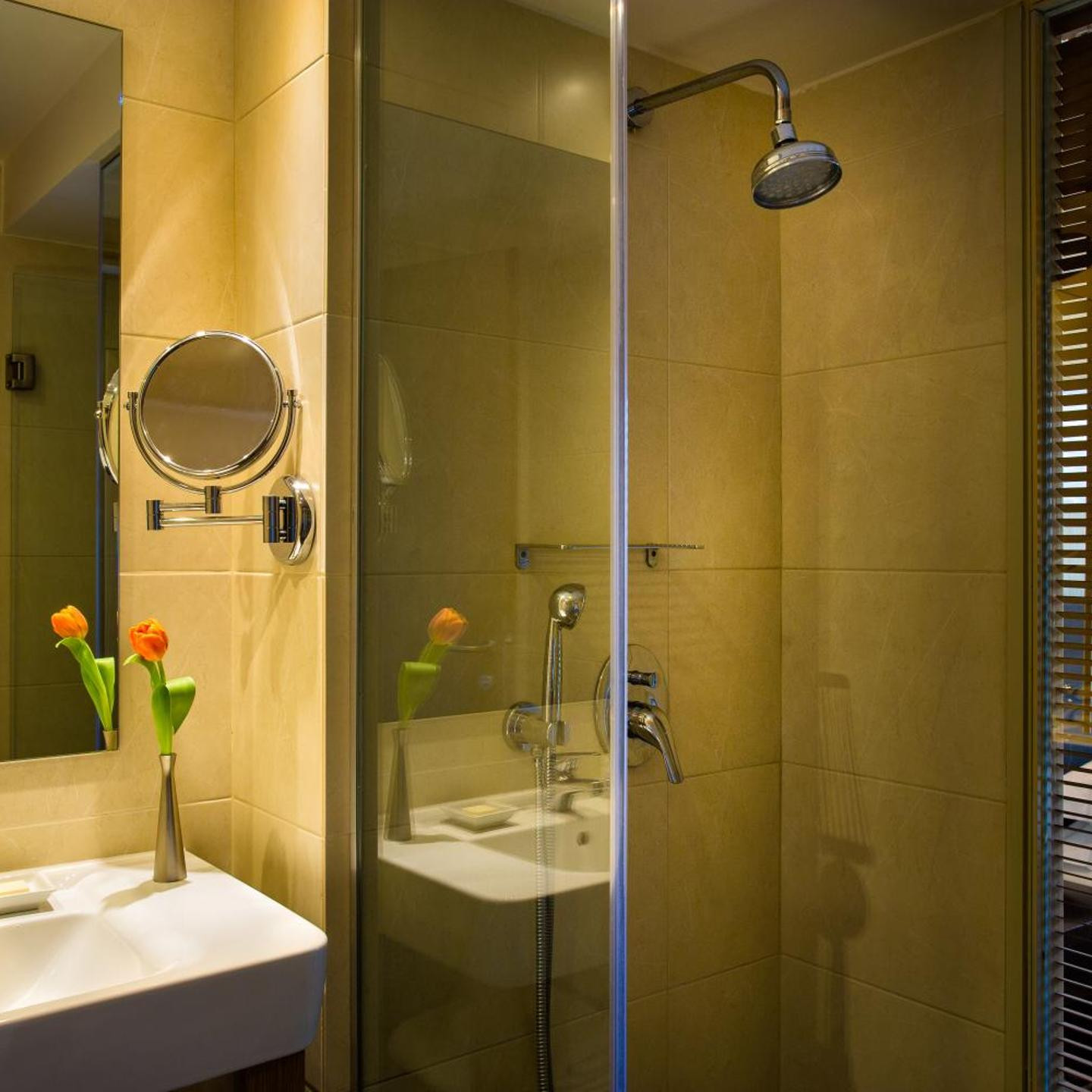 The Athens Gate Hotel