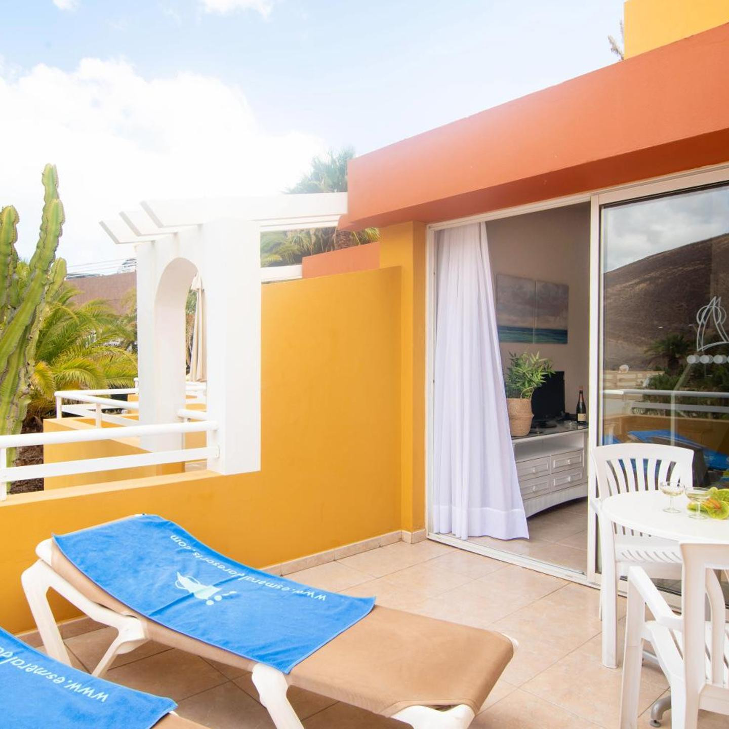 Apartamentos Punta Marina by LIVVO