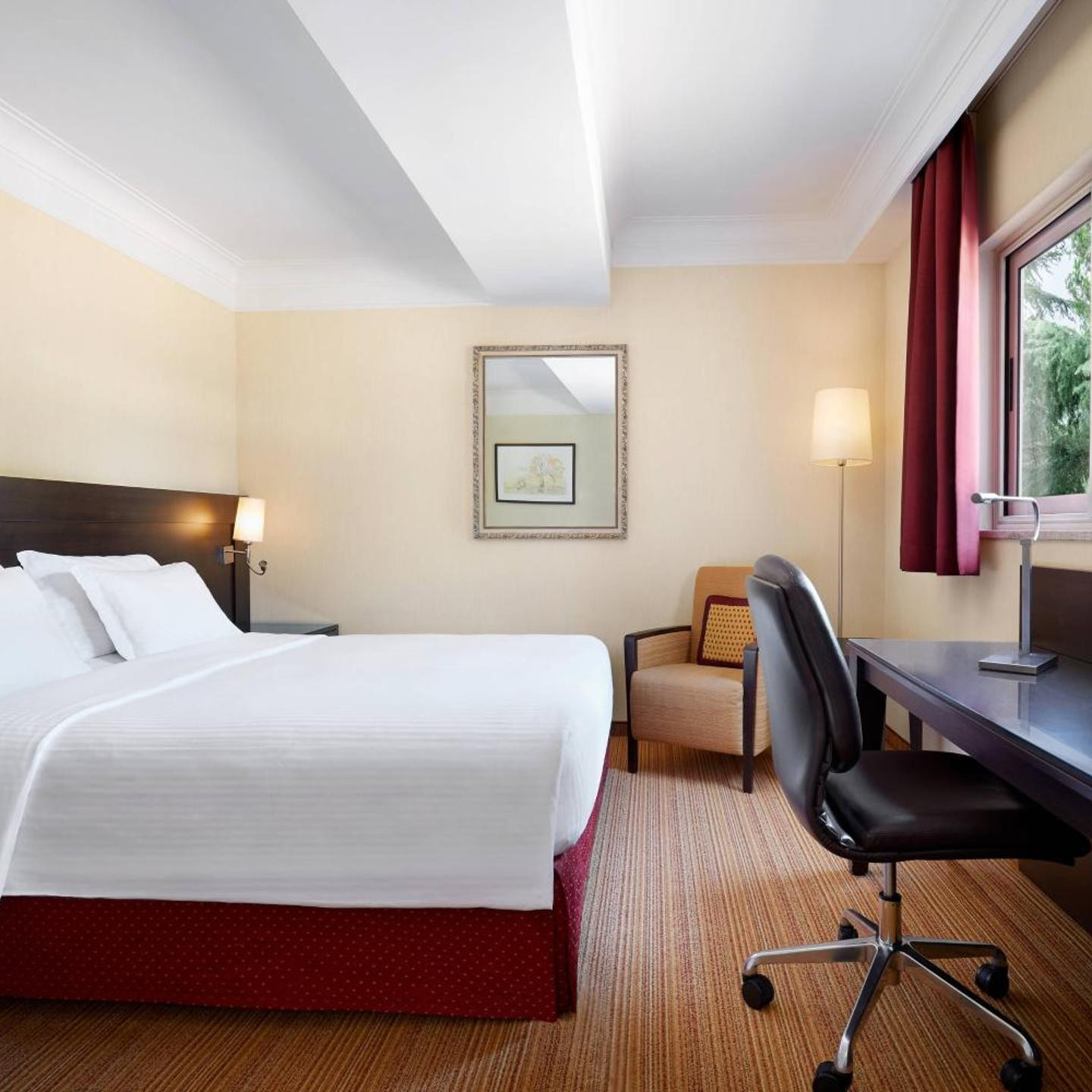 Courtyard by Marriott Rome Central Park