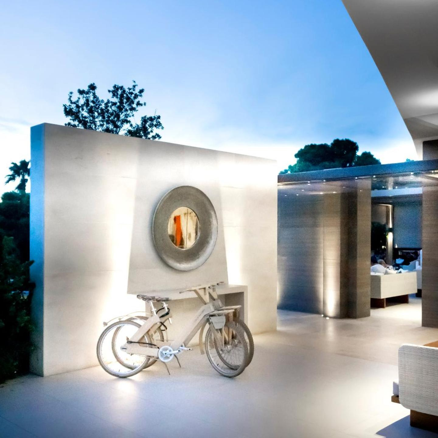 Somewhere Vouliagmeni