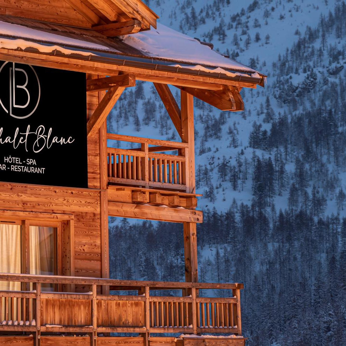 Le Chalet Blanc Hôtel & Spa