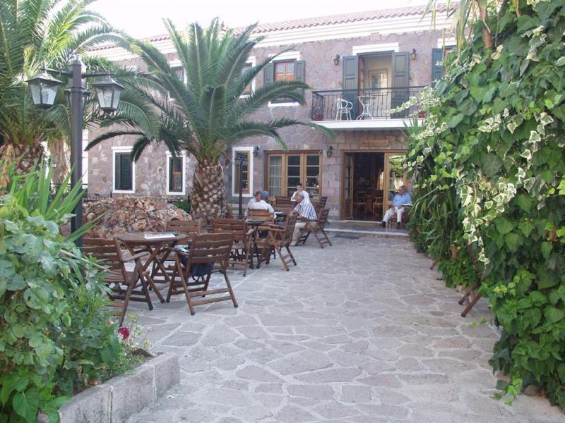 Aparthotel Adonis