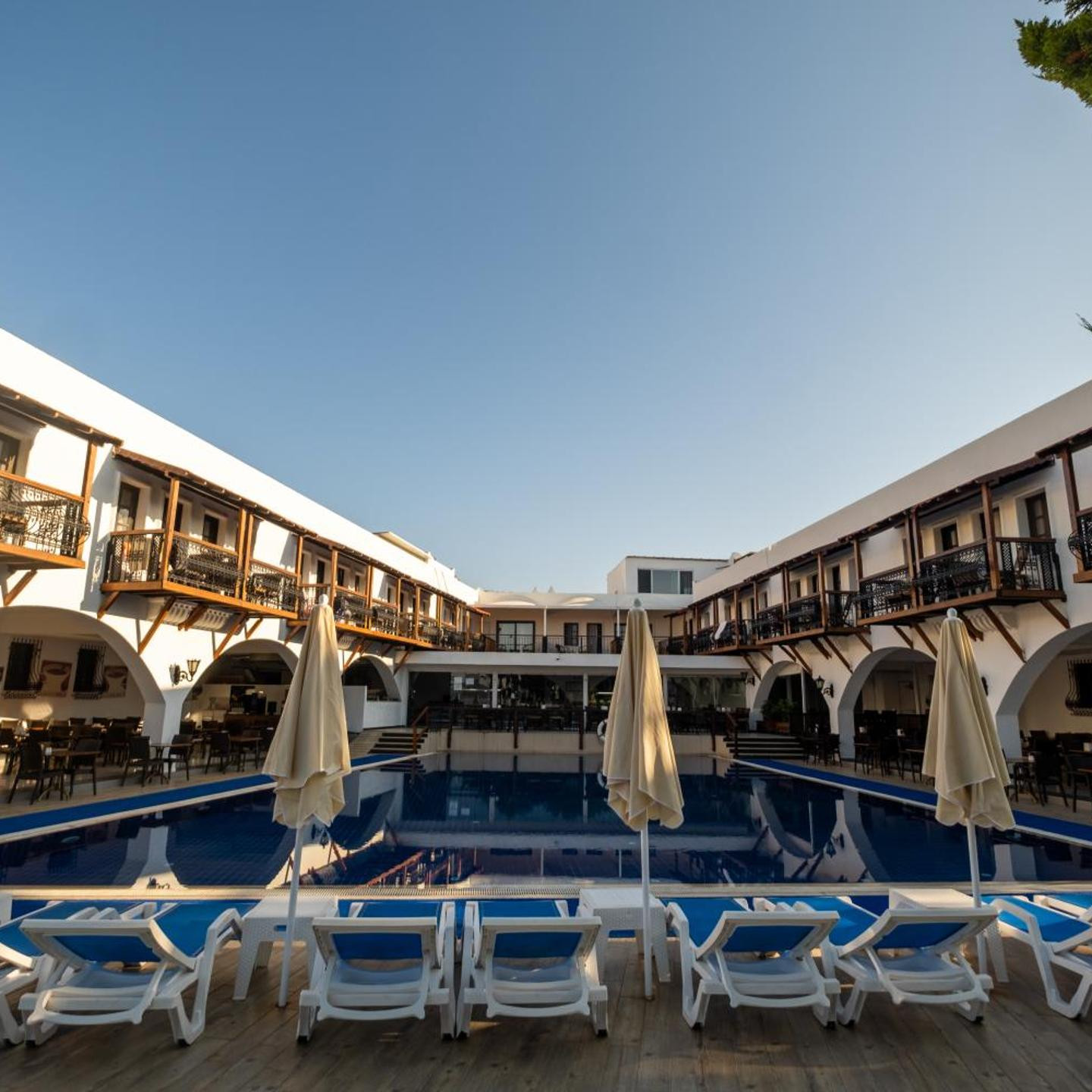 Costa Bitezhan Hotel - All Inclusive