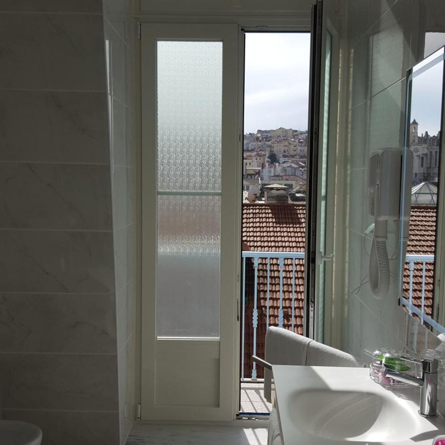 Grande Pensao Residencial Alcobia