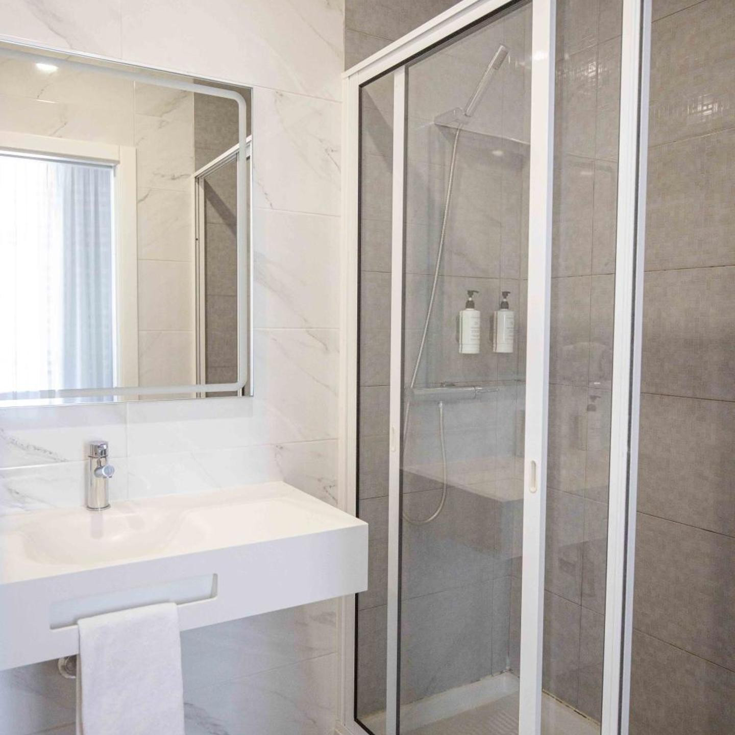 Grande Pensao Residencial Alcobia