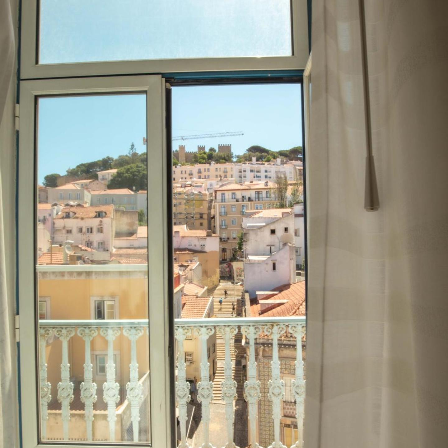 Grande Pensao Residencial Alcobia