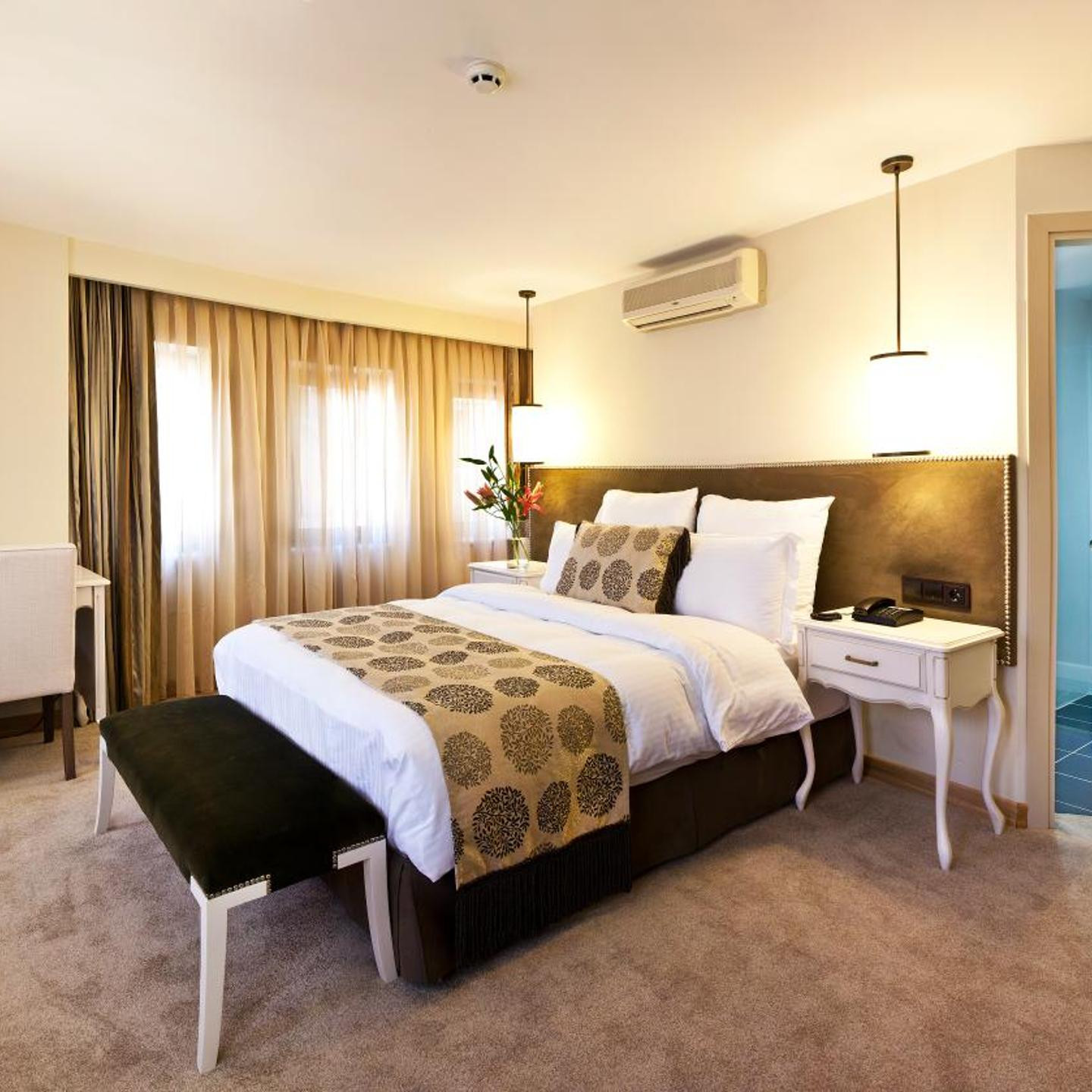 Taximtown Hotel