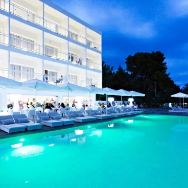 Grupotel Ibiza Beach Resort - Adults Only