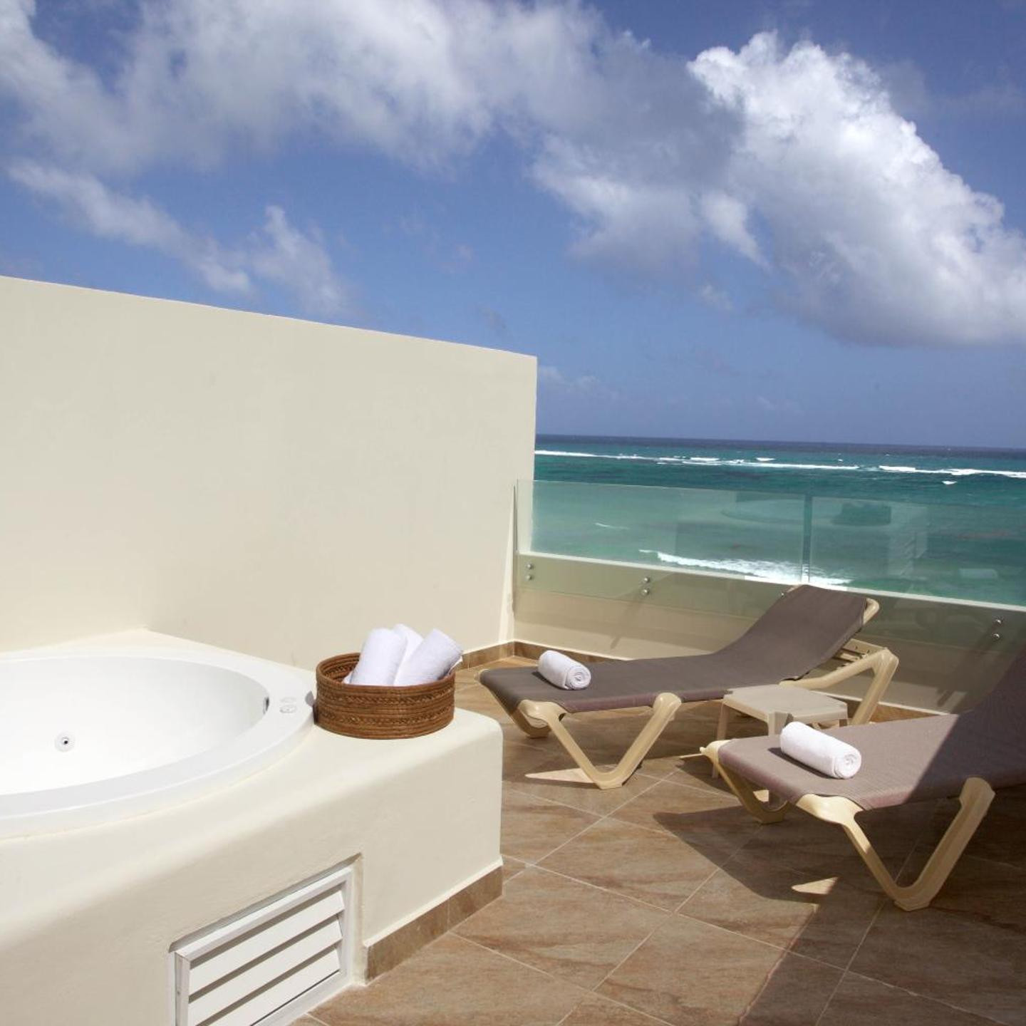 Akumal Bay Beach & Wellness Resort