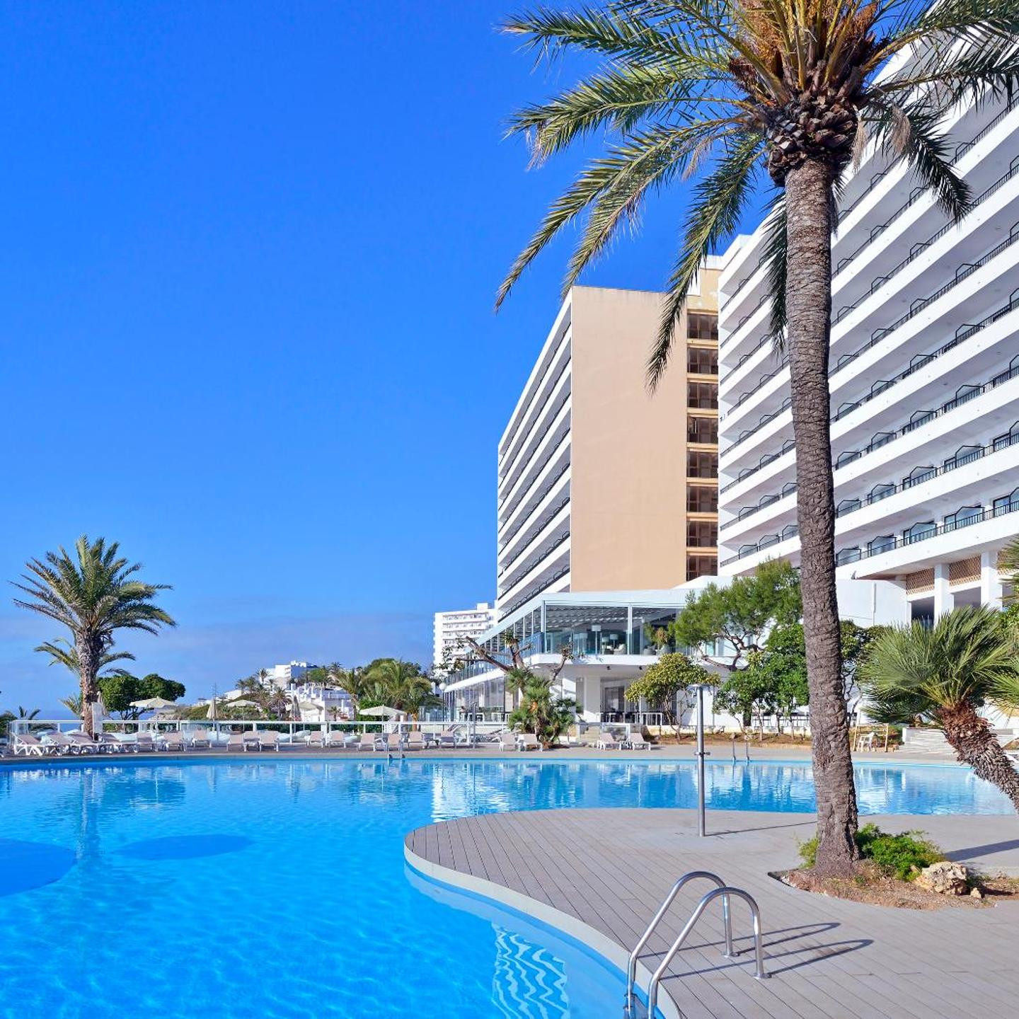 Alua Calas de Mallorca Resort